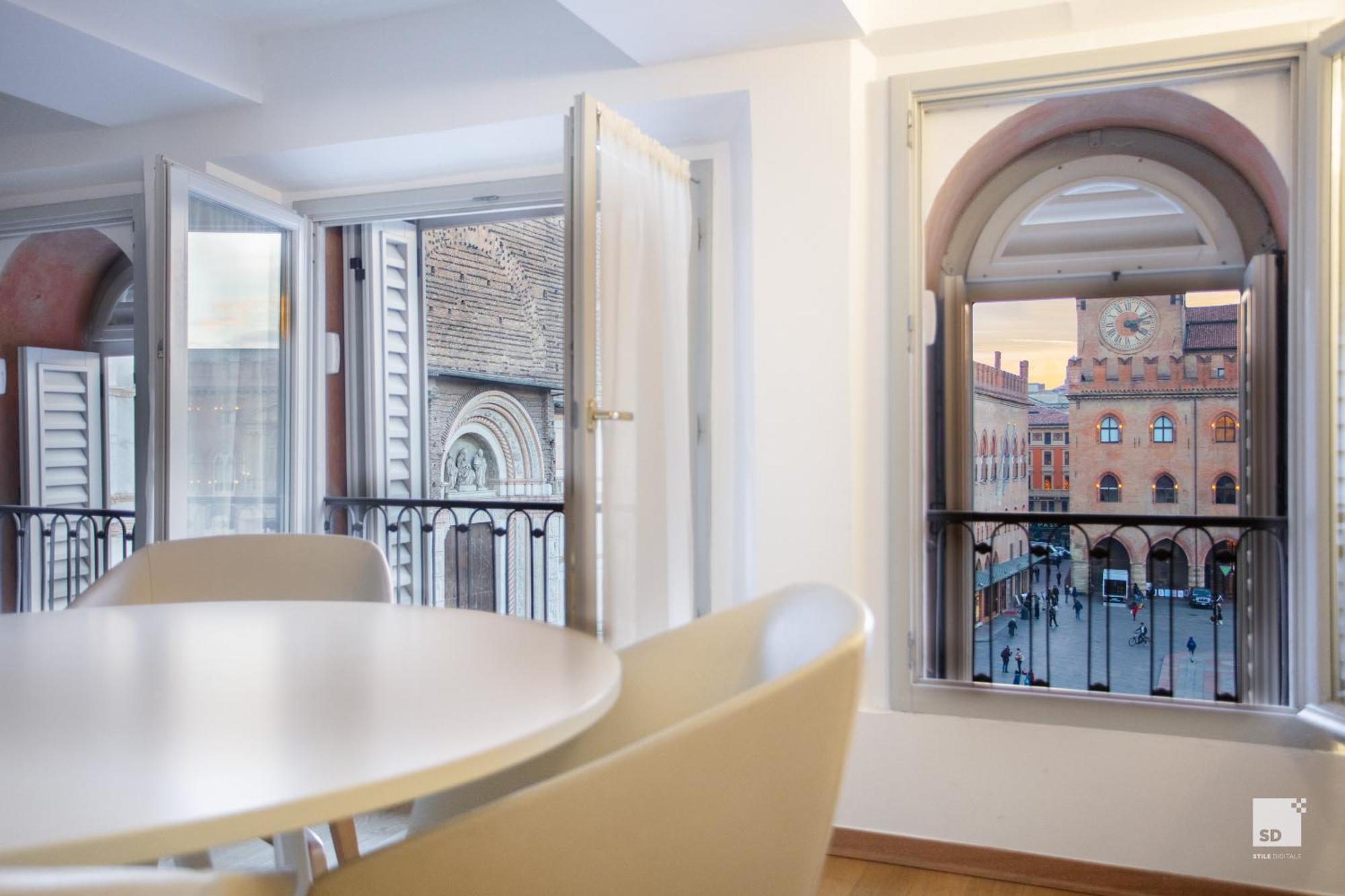 Urbanicooh Asinelli - Balcony On Piazza Maggiore Μπολόνια Εξωτερικό φωτογραφία